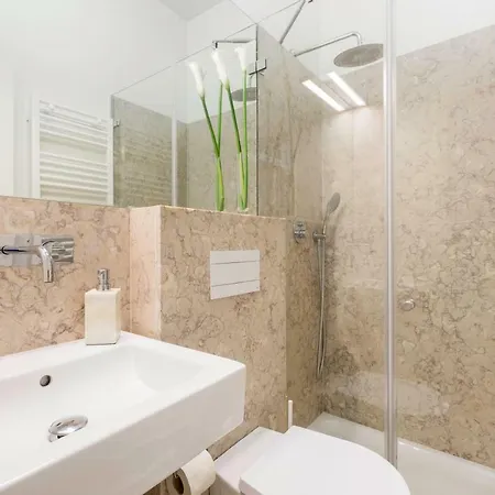 Апартаменты Casa Largo De Santo Antonio Da Se 8 *