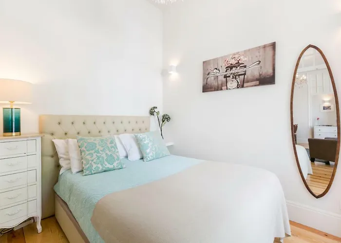 Apartment Casa Largo De Santo Antonio Da Se 8 *