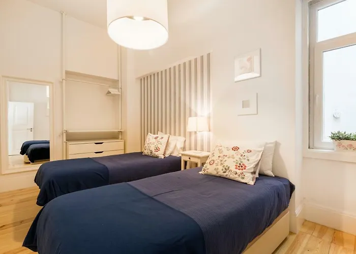 Casa Largo De Santo Antonio Da Se 8 Apartment *