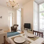 Casa Largo De Santo Antonio Da Se 8 * ליסבון