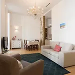 Apartment Casa Largo De Santo Antonio Da Se 8 Lissabon